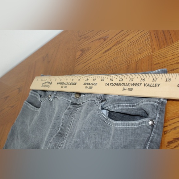 CHICOS PLATINUM Gray black wash boot cut  jeans denim pants Sz 2.5 (US 14) - Picture 8 of 9